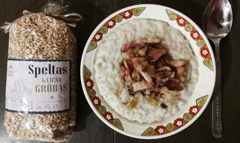 Speltas grūbu biezputra ar cūkgaļas mērcīti