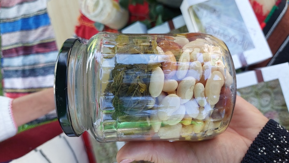 skābētas jeb fermentētas pupas zutiņi