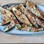 baklažānu laiviņas